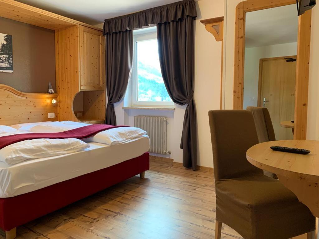 Alpenlife Hotel Someda Moena Exterior photo